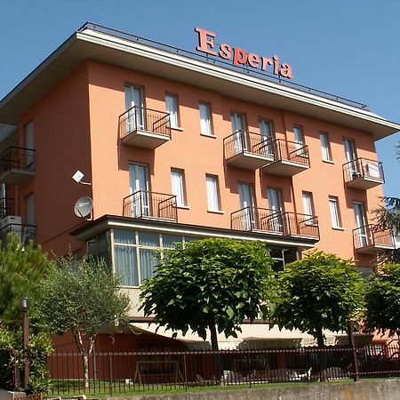Albergo Esperia Tabiano Terme Bagian luar foto