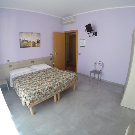 Albergo Esperia Tabiano Terme Bagian luar foto